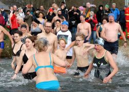 Neujahrsschwimmen 2024 In Jena 08